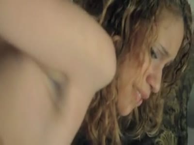 חלק שני של סרט זיונים עם המון צעירות שוות